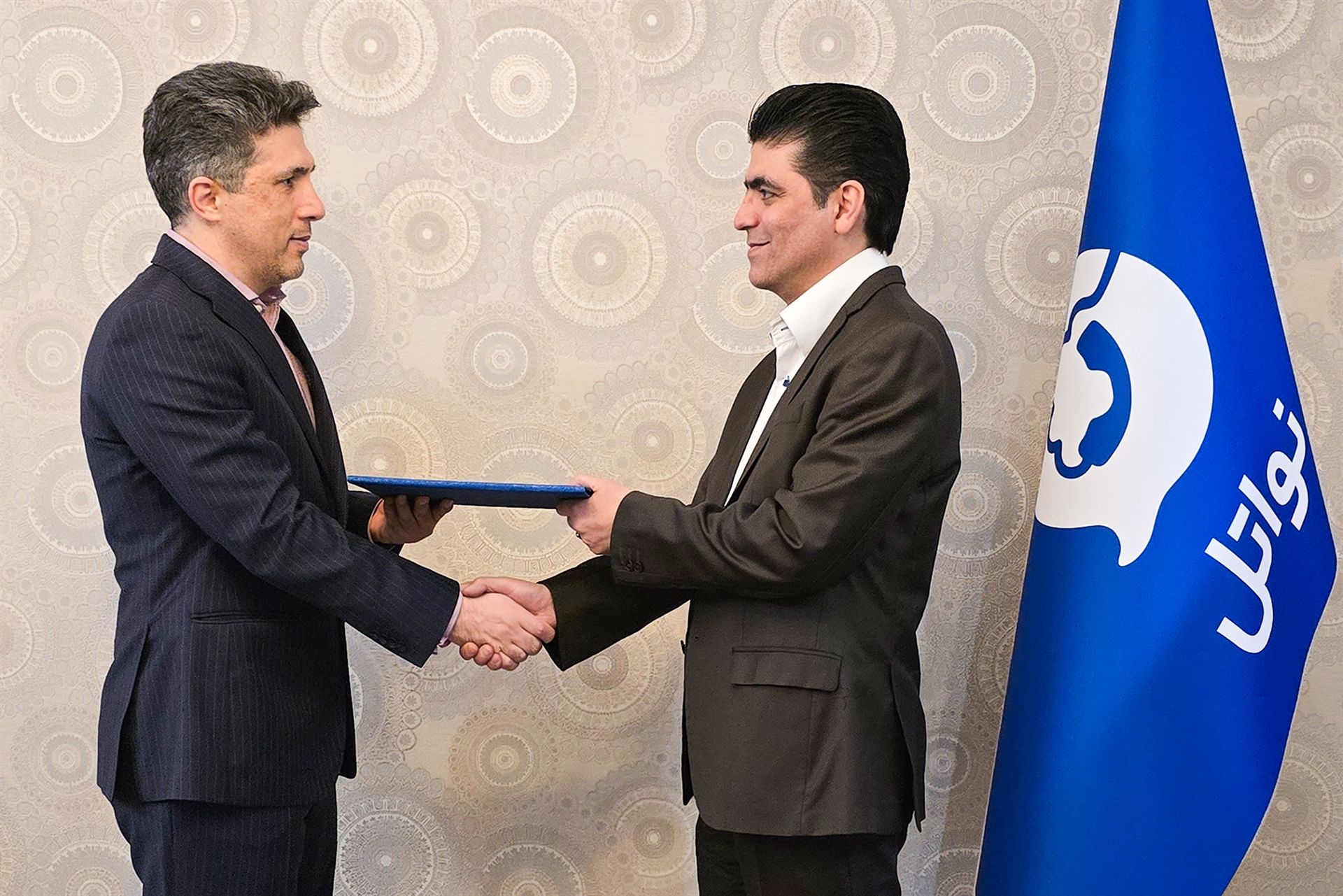 فرصت درآمدزایی جدید برای دفاتر پیشخوان